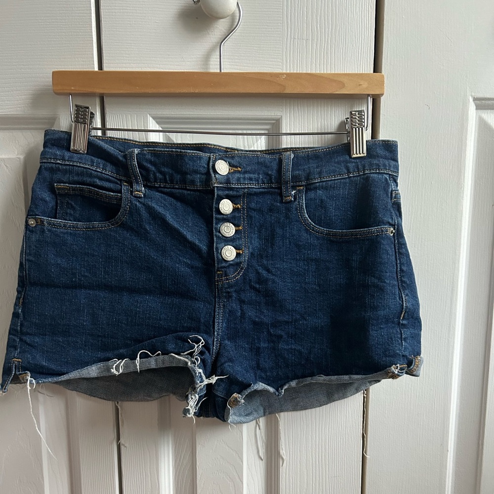 Old navy high rise boyfriend shorts